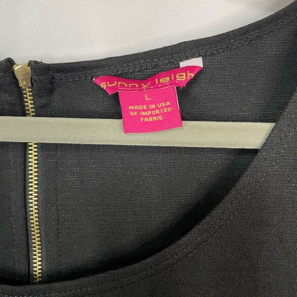 Sunny Leigh NWT black peplum blouse. - Picture 2 of 3